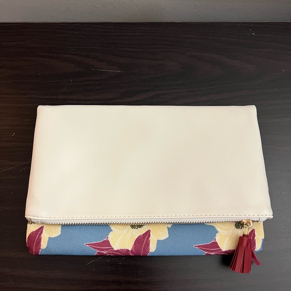 Clutch purse by Rachel Pally - Picture 4 of 5